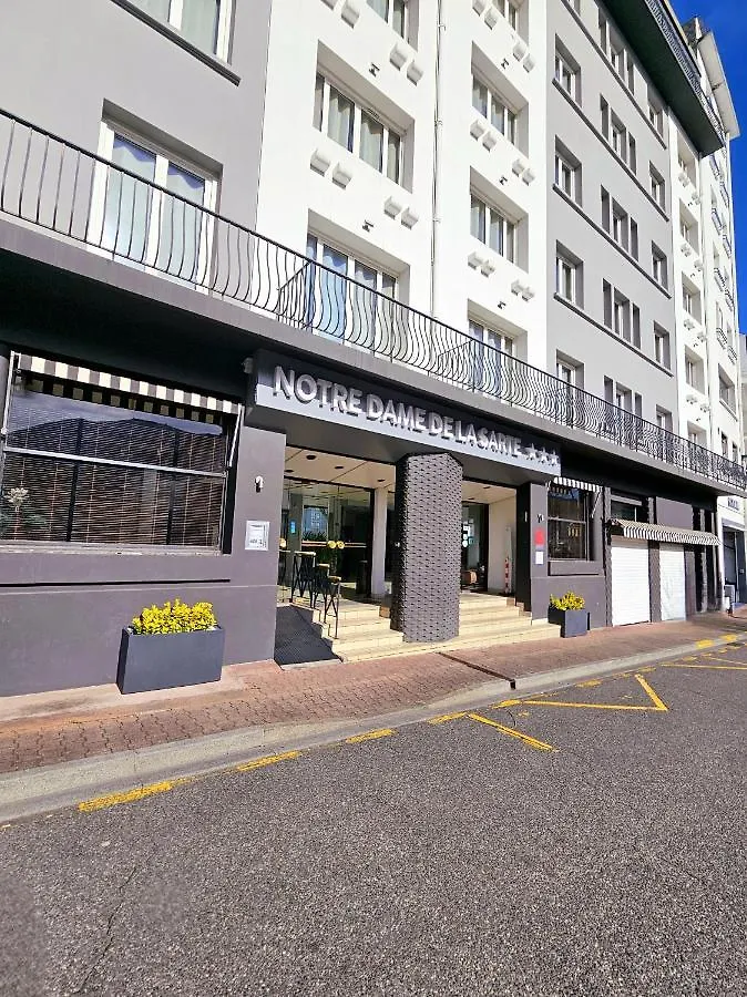 Adonis Lourdes - Notre Dame De La Sarte Hotel